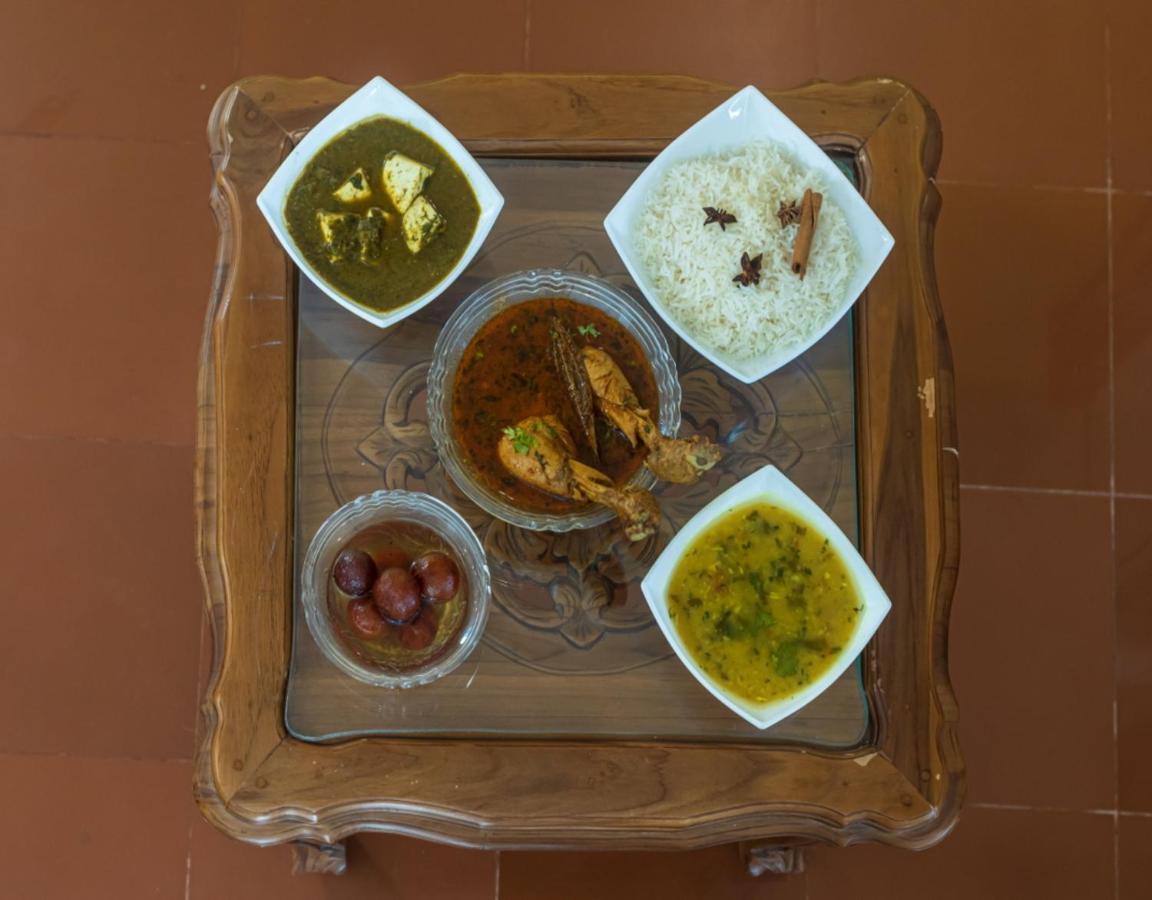 Saffronstays Aurelia, Panchgani - Balinese Villa With Breathtaking Valley Views Bagian luar foto